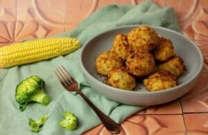 Air-fried Broccoli and Corn cheese balls