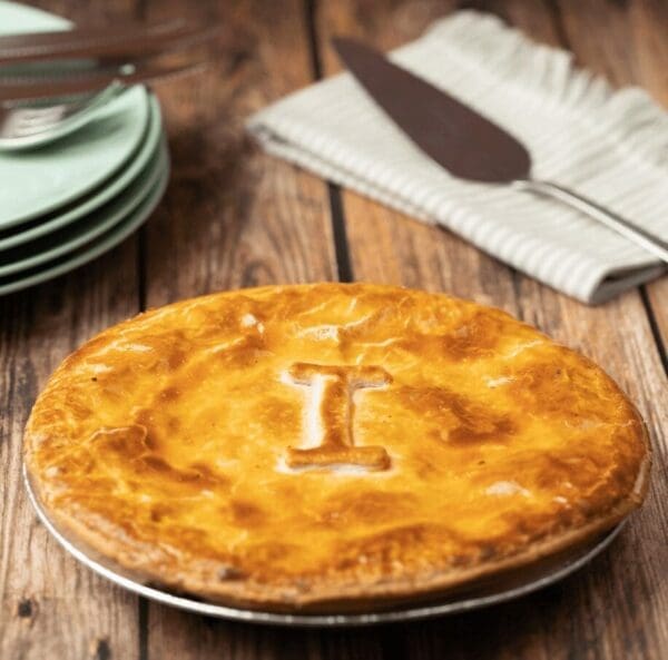 IVANS AUSSIE BEEF PIE