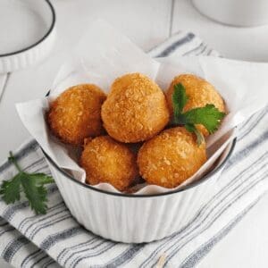 OPERA ARANCINI WITH TOMATO AND MOZZARELLA