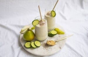 Pear-Cucumber-Smoothie-800x520