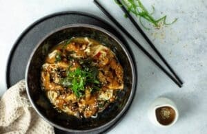 Sesame Ginger Mushroom Noodles