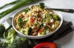 Spaghetti with chilli, broccoli and pancetta