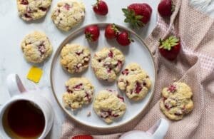 Strawberry-Cookies-800x520