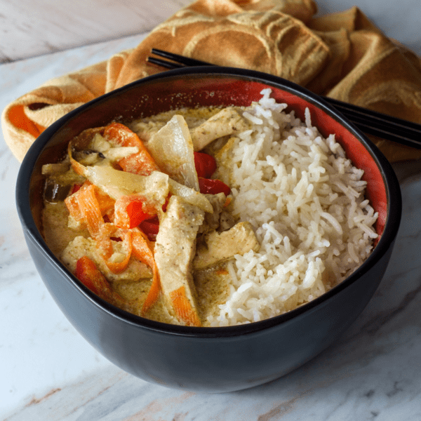 THAI CHADA CHICKEN PANANG CURRY AND RICE