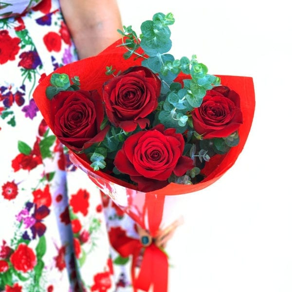 VALENTINES COLOMBIAN RED ROSES (4 STEM BUNCH)