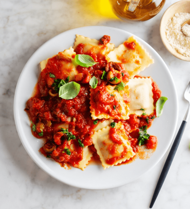 WHY COOK CLASSICS VEAL OSSOBUCO RAVIOLI NAPOLETANA SAUCE