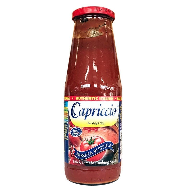 Glass bottle of Capriccio Passata Rustica, 700g, thick Italian tomato cooking sauce.