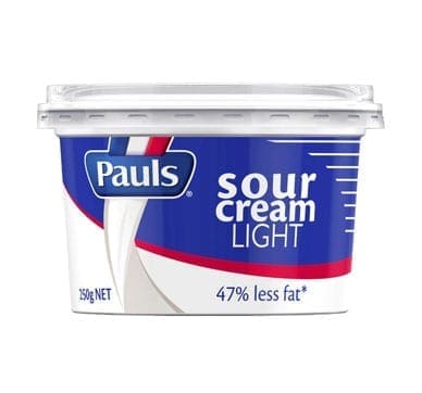 Paul's Light sour cream, 250g, 47% less fat, blue/white/red packaging.