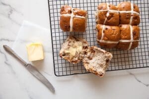 Hot cross buns